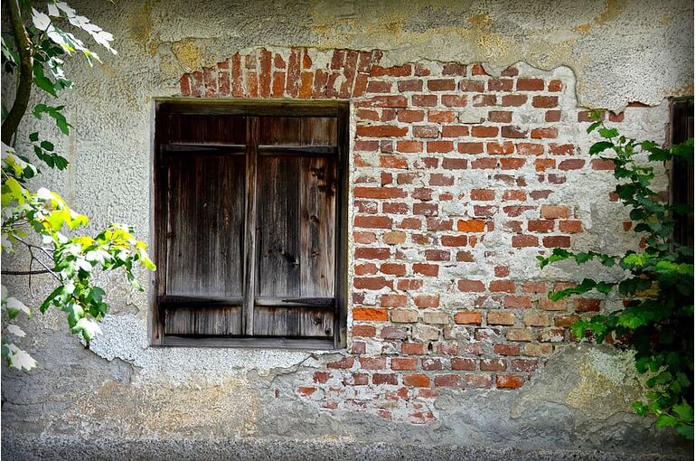 abandoned-architecture-art-brick-wall