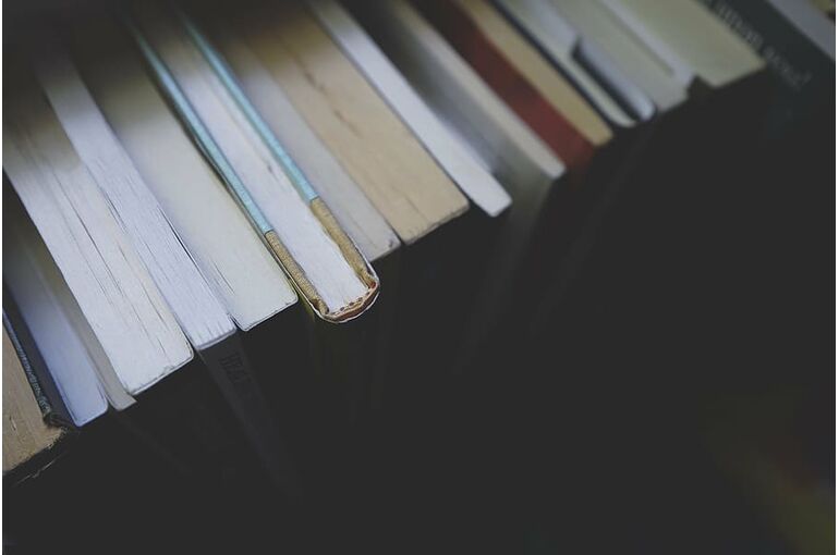 books-library-reading-study