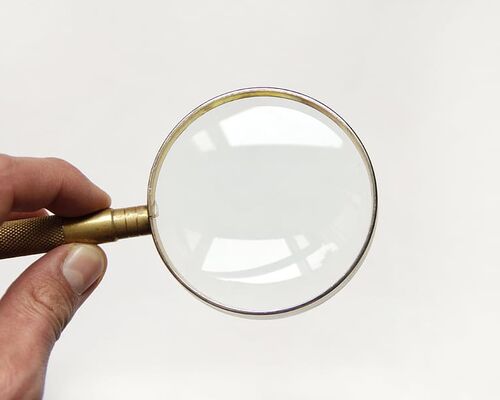 magnifier-glass-magnifying-glass-magnifying